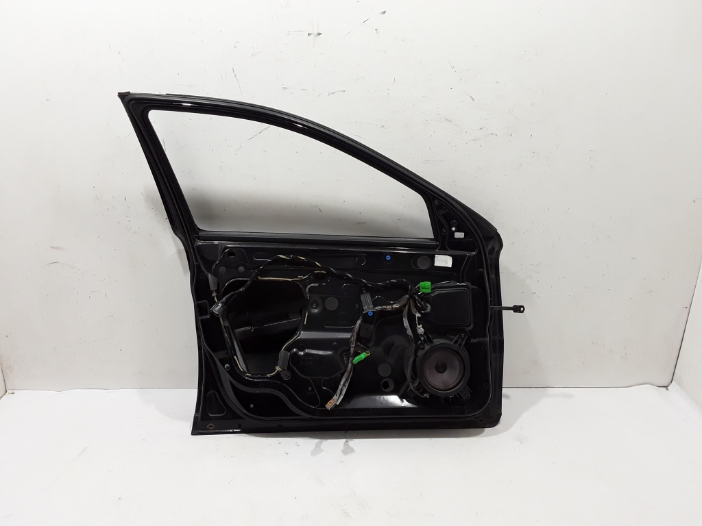 VOLVO S60 1 generation (2000-2009) Porte avant gauche 30796486 21007493