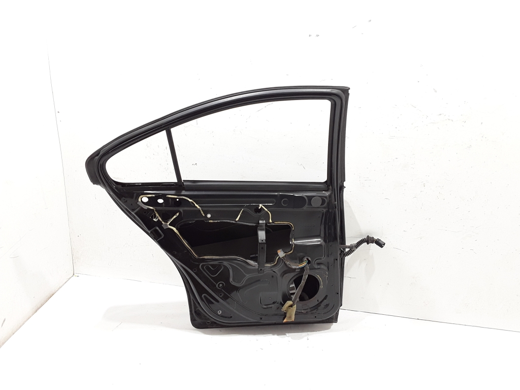 VOLVO S60 1 generation (2000-2009) Left Side Sliding Door 30796488 21007488