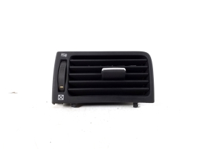   Armatuurlaua ventilatsioonivõred  - 55650-05130 