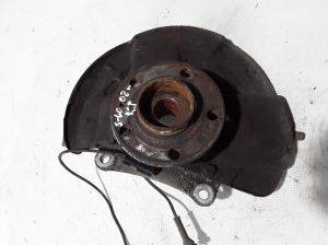 VOLVO S60 I (2000–2009) Front wheel hub 30760714 - 3