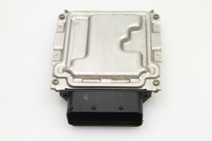 Hyundai i30 (2007–2011) Engine control unit 391122B125 - 2