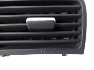 TOYOTA Avensis T25 (2003–2008) Dashboard air vent grilles 55650-05130 - 2