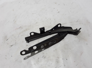 VOLVO S60 I (2000–2009) Hood hinge 31217345 - 2