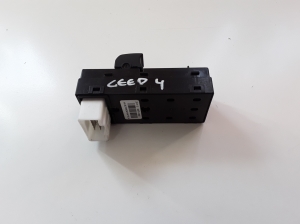Kia ceed (2006–2012) Front door glass switch 935701H020 - 3