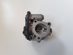  Accelerator valve 