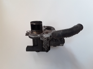  EGR valve 