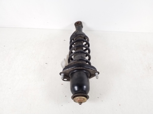 TOYOTA Matrix E13 (2001–2008) Tagumine amortisaator ja selle osad - 2