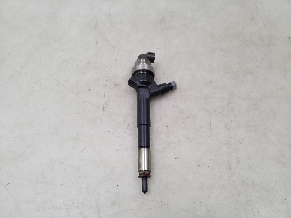 Used Opel Astra Fuel injector 8973762703