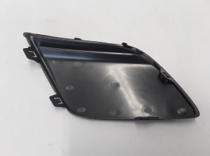  Front bumper fog lamp cover 