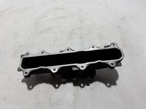  Intake manifold 