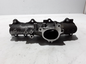  Intake manifold 