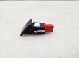 Skoda Fabia MK 2 (2007–2014) Warnblinkschalter 5J0953235A - 2