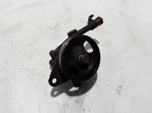   Power steering pump 