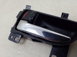 Subaru Outback (2009–2014) Front door inner handle - 2