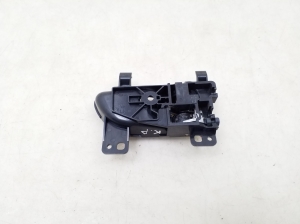 Subaru Outback (2009–2014) Front door inner handle - 3