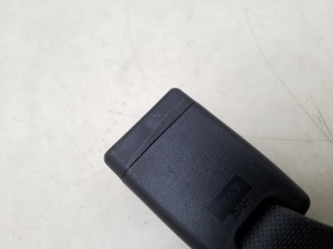 Subaru Outback (2009–2014) Rear seat belt buckle - 3