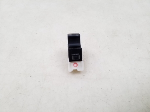 Subaru Outback (2009–2014) Rear side door window switch - 3