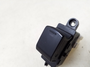 Subaru Outback (2009–2014) Rear side door window switch - 6