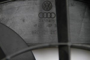 Volkswagen Polo V (2009–2017) Dzesēšanas ventilators un tā daļas 6R0121207 - 3