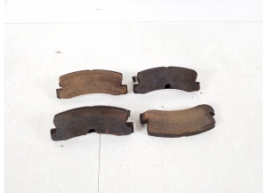 Bremsbeläge hinten - 