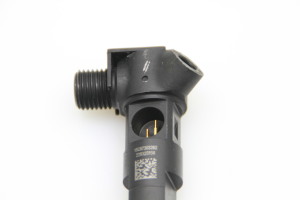  Fuel injector 