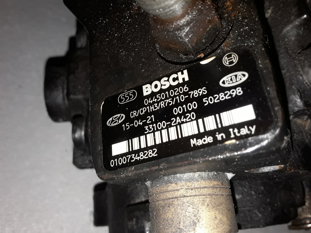 Used Kia ceed Fuel pump 331002A420