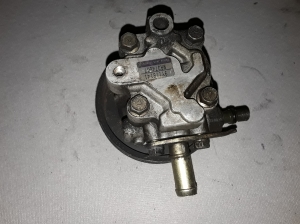 Mitsubishi L 200 (1996–2006) Servopumpe MR374897 - 2