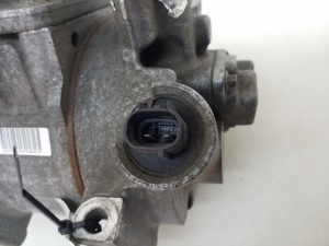 TOYOTA Auris E15 (2006–2012) Konditsioneeri kompressor 883101A660 - 2