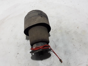   Rear axle airbag 