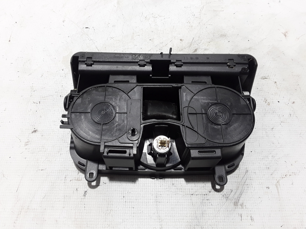 BMW 5 Series Gran Turismo F07 (2010-2017) Подстаканник 9142155 21007843