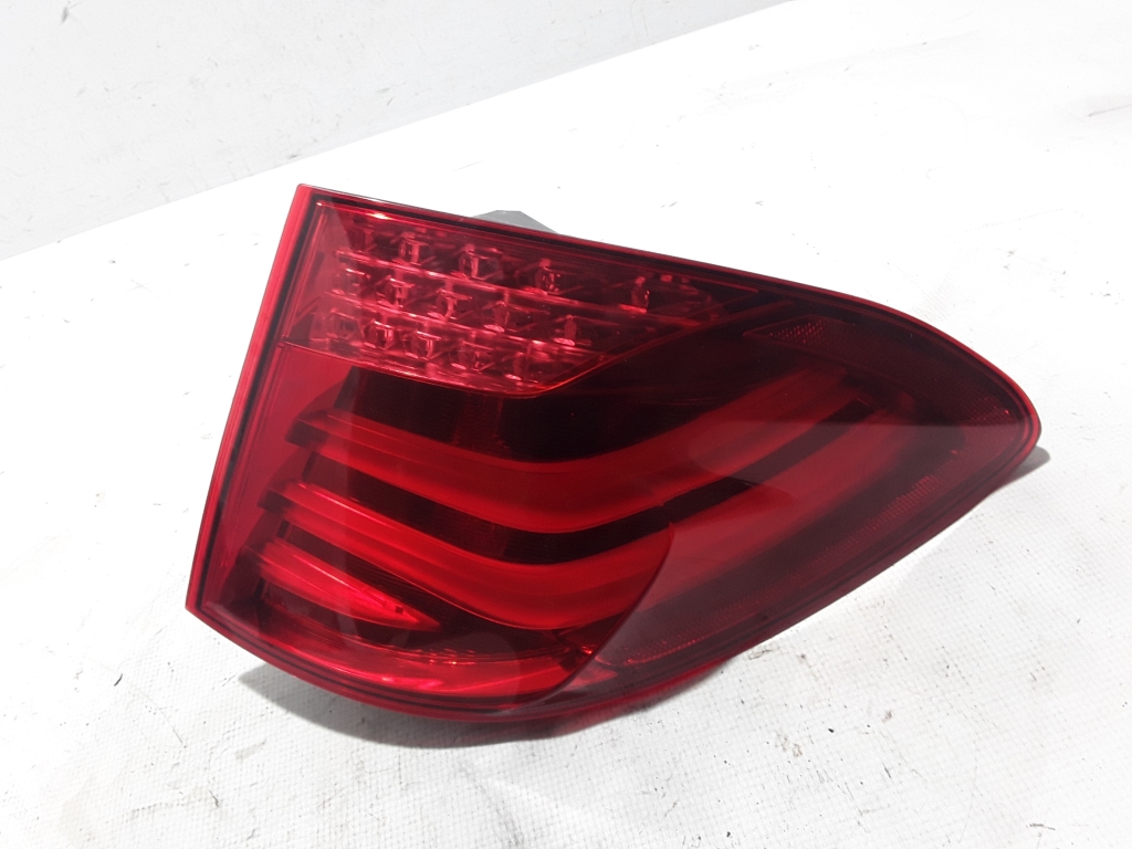 BMW 5 Series Gran Turismo F07 (2010-2017) Rear Right Taillight Lamp 7199644 21007783