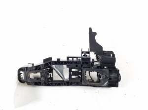 Front door exterior handle bracket - A0997601800