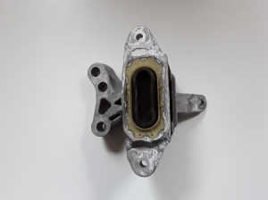 Opel Zafira C (2011–2026) Engine mount 13248544 - 3