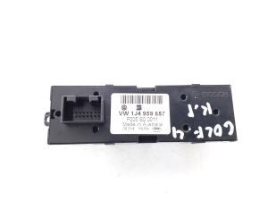 Volkswagen Golf IV (1997–2003) Front door glass switch 1J4959857 - 2