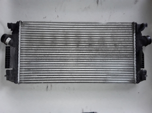   Intercooler radiator 