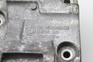 BMW 5 SERIES F10 (2010–2017) Lichtmaschinenhalter 8506863 - 3