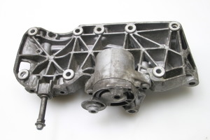BMW 5 SERIES F10 (2010–2017) Lichtmaschinenhalter 8506863 - 4