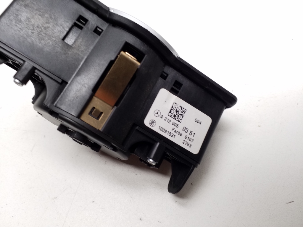 MERCEDES-BENZ E-Class W212/S212/C207/A207 (2009-2016) Headlight Switch Control Unit A2129050551 21864458