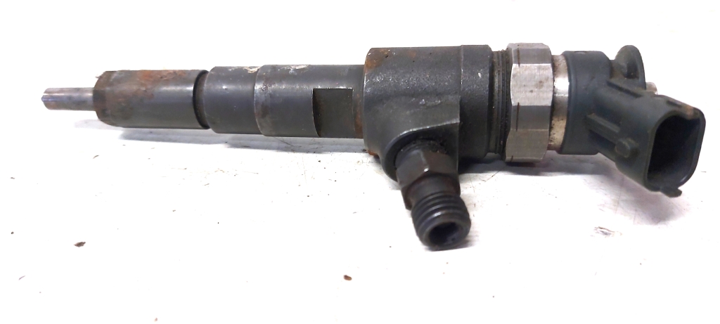 Peugeot 206 (1998–2013) Injektor Einspritzdüse 0445110 135 Peugeot 206 (1998–2013) Injektor Einspritzdüse 0445110 135