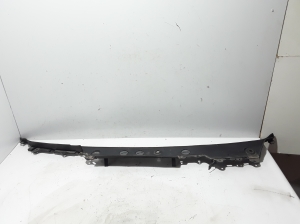   Wiper cowl trim panel  - 7199752 