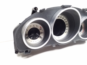 Mercedes Benz E-Class W212 (2009–2015) Instrument cluster A2129001025 - 2