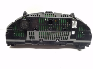 Mercedes Benz E-Class W212 (2009–2015) Instrument cluster A2129001025 - 3