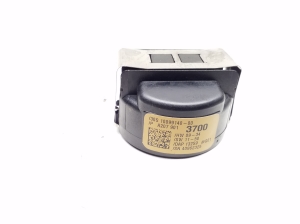 Mercedes Benz E-Class W212 (2009–2015) Regensensor A2079013700 - 4