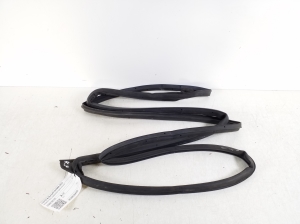TOYOTA Auris E15 (2006–2012) Esiukse tihenduskumm 67862-02170 - 2