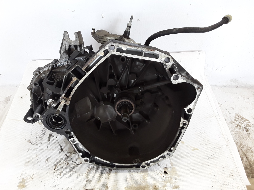 RENAULT Scenic 2 generation (2003-2010) Gearbox TL4A000 21072431