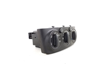 TOYOTA Avensis T25 (2003–2008) Heater control panel 55900-05121 - 2