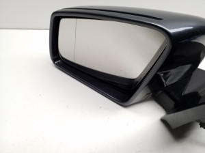  Side mirror and its details 