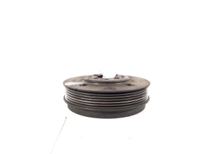 Volkswagen Golf IV (1997–2003) Crankshaft pulley 038105243 - 3