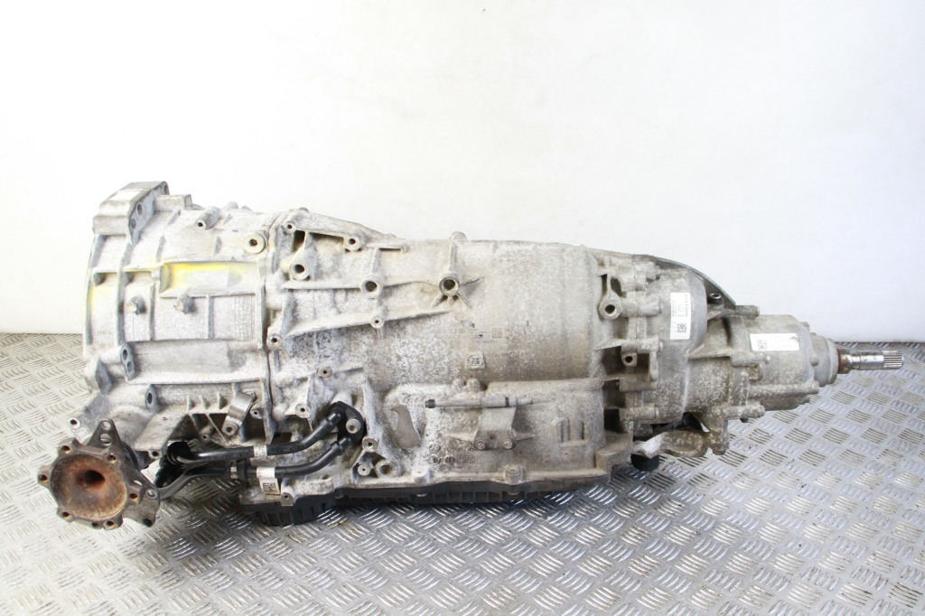 Used AUDI A4 Gearbox RHU
