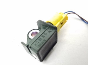 Mercedes Benz E-Class W212 (2009–2015) Airbagsensor A1729056000 - 3